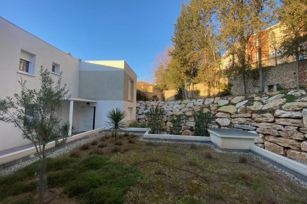Roche Blanche - Terrasse Et Parking Apartment Nîmes Exterior foto